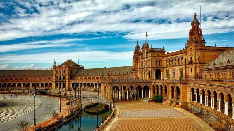 Best of Seville: Private Walking Tour with Local - Authentic Experiences and Hidden Gems