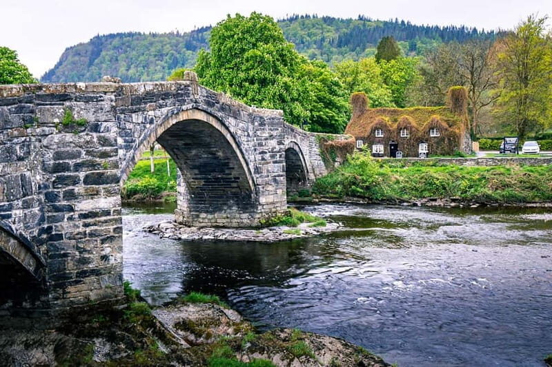 Best of Snowdonia Day Trip: Tour from Llandudno & Conwy - Key Points