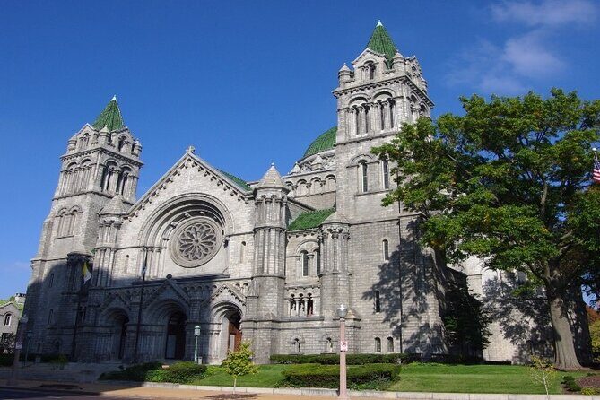 Best of St. Louis Small Group Tour w/St Louis Arch & River Cruise - FAQ