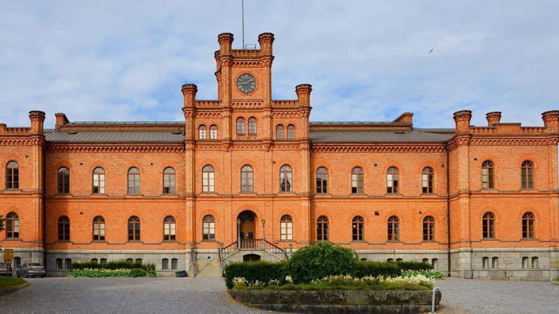 Best of Vaasa: Private Walking Tour with a Local - FAQs