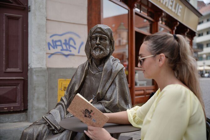 Best of Zagreb! Self-guided Waking tour Sit&Meet Croatian greats! - Experience Value