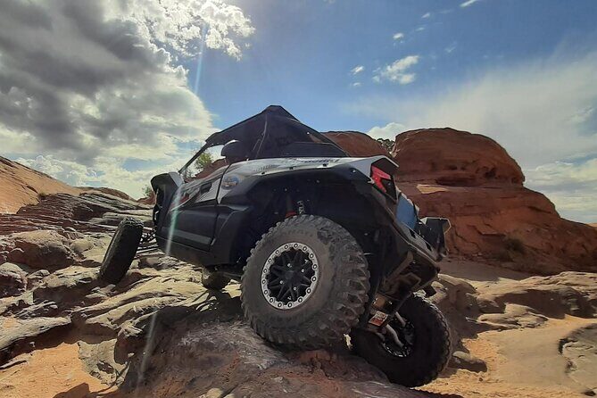 BEST! Poison Spider U-Drive 4X4 Tour in Moab +Dinosaur Tracks! - The Experience in Detail