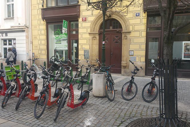 Best Prague Viewpoints: Guided E-Scooter Tour - An In-Depth Look at the Prague E-Scooter Experience