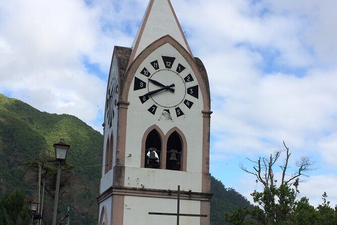 Bestselling Wine Tour, Tasting Experience & Skywalk 4x4 Adventure - The Sum Up