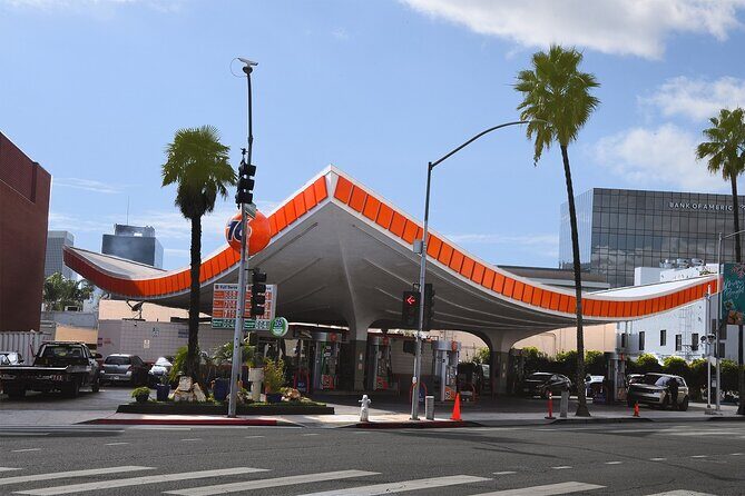 Beverly Hills on Foot Self Guided Audio Tour - A Deep Dive into the Beverly Hills Experience