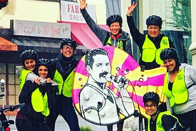 Beverly Hills Tour: Movie Star Homes and LA Sightseeing by E-Bike - The Sum Up