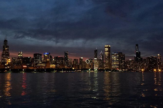 Big Bus Chicago: Hop-On Hop-Off Sightseeing Tour by Open-Top Bus - Detailed Breakdown of the Itinerary