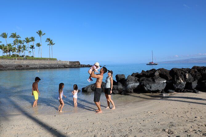 Big Island Full Circle with Volcanoes and Akaka Falls Tour - Rainbow Falls and Akaka Falls