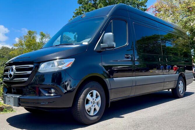 Big Island Full Circle with Volcanoes and Akaka Falls Tour - Practical Details and What to Expect