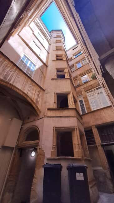 Big traboules in Little Lyon : private walking tour - FAQ