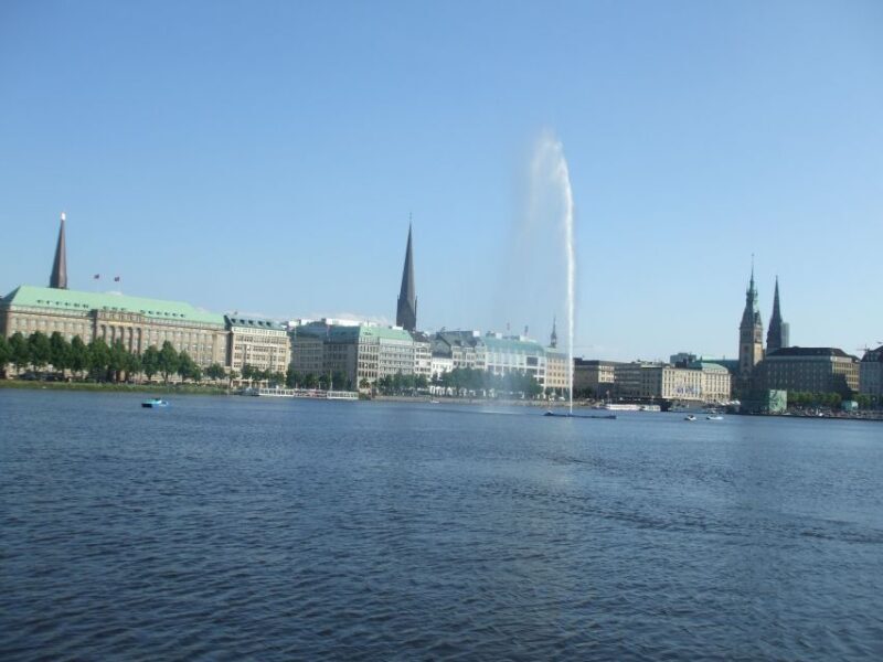 Bike tour around the Alster - Celebs, water, and nature - Final Thoughts