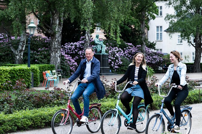 Bike Tour Copenhagen. Private Guide, Concierge Service, Small Grp - Hearing the guide clearly (and why that’s better than guessing)