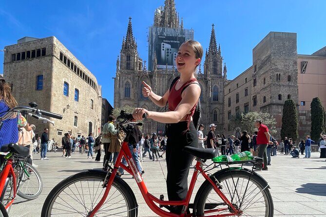 Bike Tour in Barcelona: History, Architecture and Culture - What to Expect from the Tour