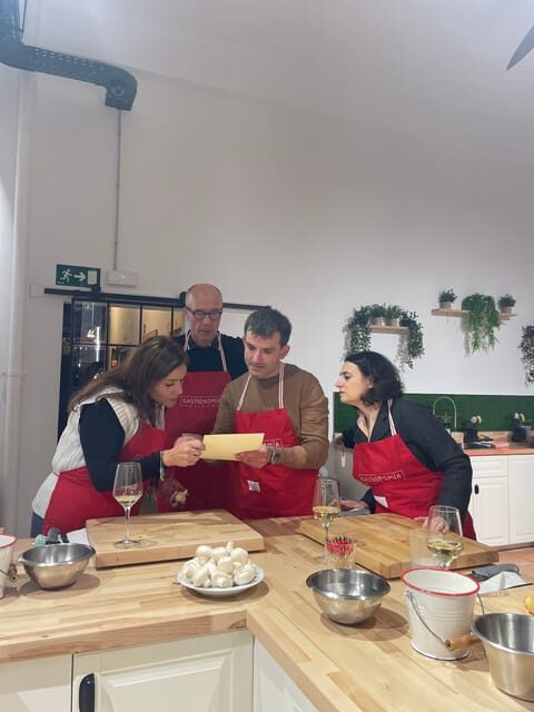 Bilbao: Basque Pintxos and Tapas Cooking Class - A Closer Look at the Experience