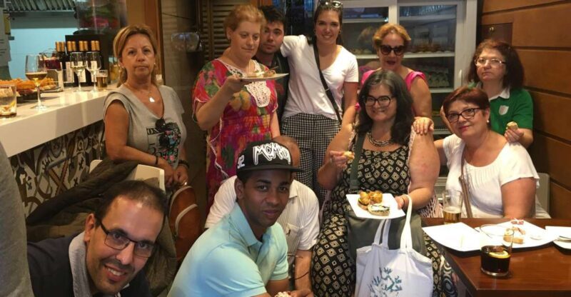 Bilbao: Gastronomic and Cultural Walking Tour with Tastings - Key Points