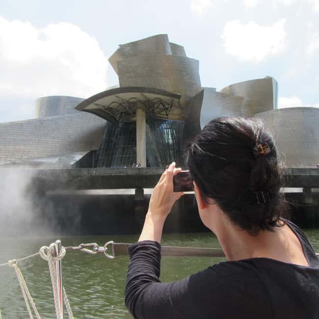 Bilbao-Getxo: Private sailboat tour along the estuary, from Bilbao to the sea - Who Will Love This Tour?