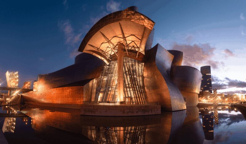 Bilbao & Guggenheim Private Walking Tour from Hotel/Center - Key Points