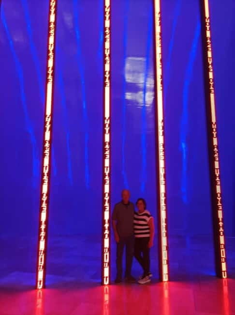 Bilbao: Guggenheim VIP Experience. Small Group. Expert Guide - An Honest Look at the Guggenheim VIP Tour in Bilbao