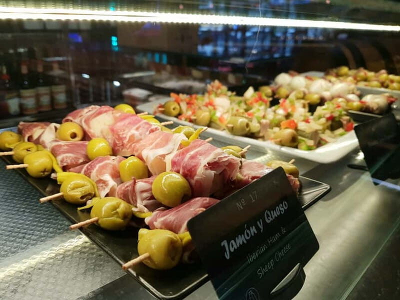 Bilbao Local Immersion with Pintxos & Drinks - Exploring Bilbao Through a Local Lens: The Pintxos & Drinks Tour