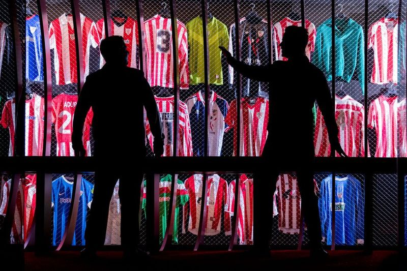 Bilbao: San Mamés Museum and Stadium Tour - Entering the Athletic Club Museum: where the story starts