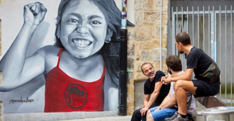 Bilbao: Street Art Walking Tour with Local Craft Beer - The Practical Aspects