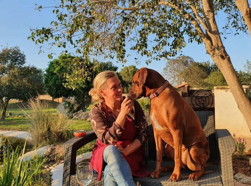 Binissalem: Individual vineyard tour and wine tasting in German - Frequently Asked Questions