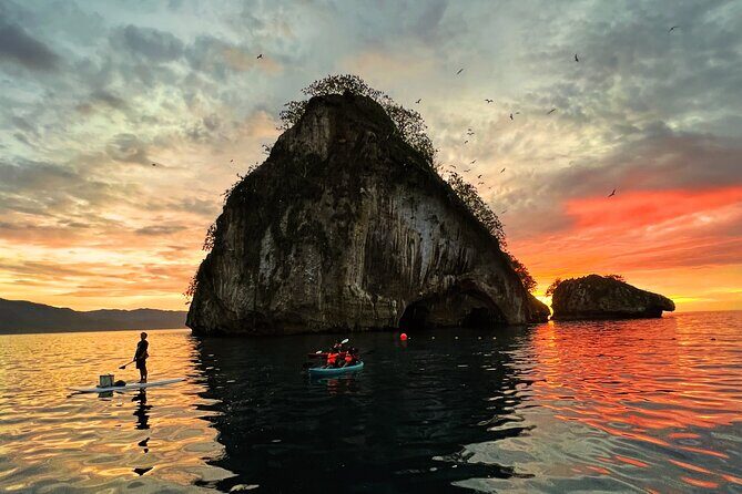 Bioluminescence by kayak or SUP to Los Arcos Puerto Vallarta - What to Expect from the Tour