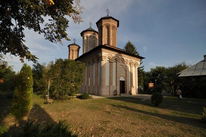 Bison Sanctuary, Vlad the Impaler Princely Court & Dracula Grave - FAQs