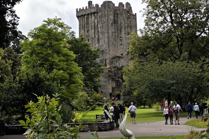 Blarney Castle and Jameson Midleton Distillery Private Day Tour - Key Points