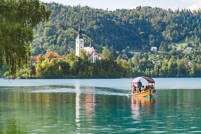 Bled Lake with island and castle - small group - day trip from Ljubljana - What to Expect on the Bled Lake Small-Group Tour
