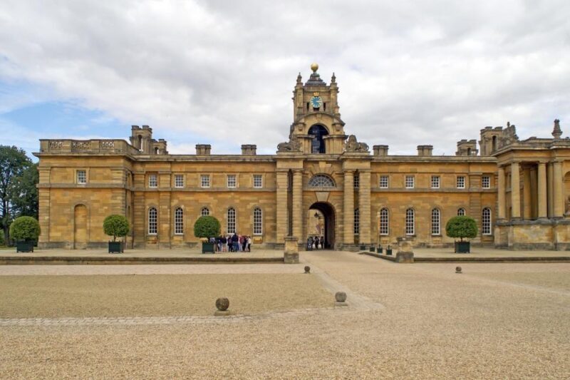 Blenheim Palace and Cotswold Private Tour with pass - FAQs