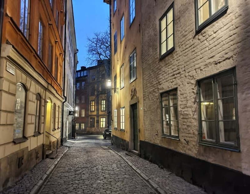Bloody Stockholm: ghosts, horror and dark folklore 2h - A Deep Dive into the Experience