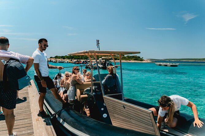 Blue Cave & 6 Islands Speedboat Tour From Split or Podstrana - The Itinerary in Detail