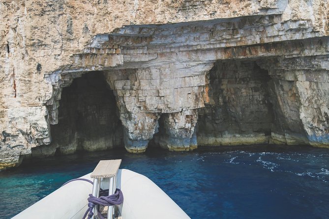 Blue Cave & 6 Islands Speedboat Tour From Split or Podstrana - The Crew Makes the Difference