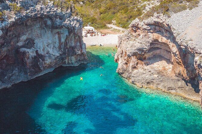 Blue cave & Hvar (5 Islands) private tour from Split or Trogir - Key Points