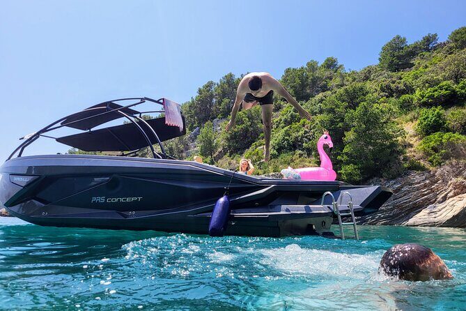 Blue Cave & Hvar, 5 Islands Speedboat with Luxury Seats in Shade - An In-Depth Look at the Tour Experience