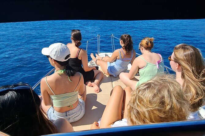 BLUE CAVE private speedboat tour with drinks - Who Should Consider This Tour?