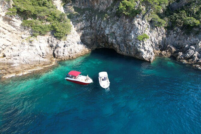 Blue cave tour - 4 caves and sandy beach - Who Should Consider This Tour?