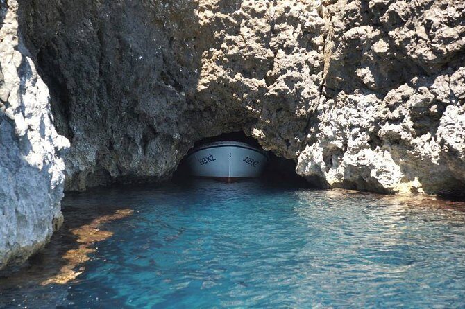 Blue Cave & Vis Island speedboat tour from Hvar - FAQs