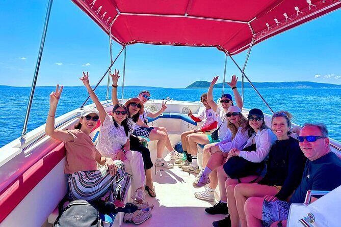 Blue Lagoon Tour from Split with Bottled Water and Wine Included - Whats Included and Whats Not