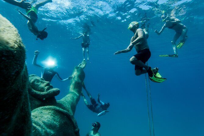 Blue Lagoon & Underwater Museum from Split with Lunch & Drinks - FAQs