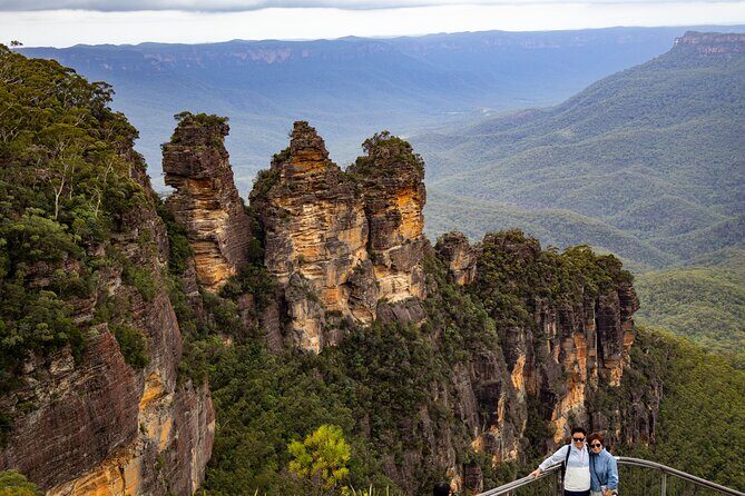 Blue Mountains Day Tour: Zoo, Scenic World & Three Sisters - Key Points