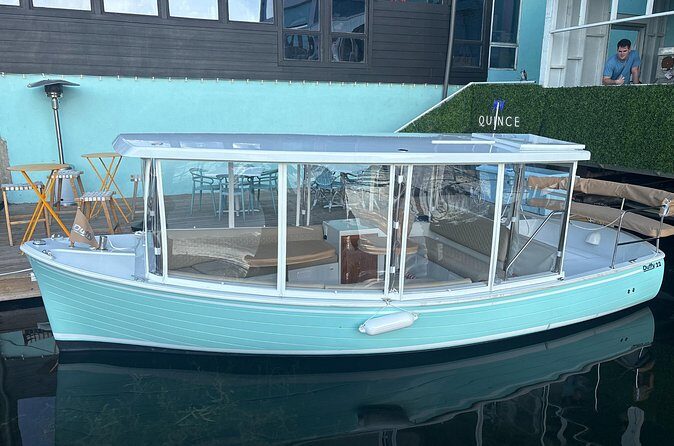 Boat Cruise 1 Hr on Lake Austin Air Conditioned Per Person - FAQ