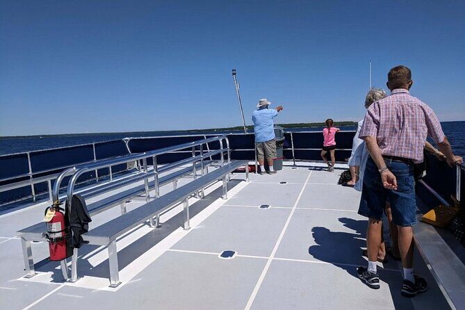 Boat Cruise- Sunset Live Music Cruise - The Vibe and Atmosphere