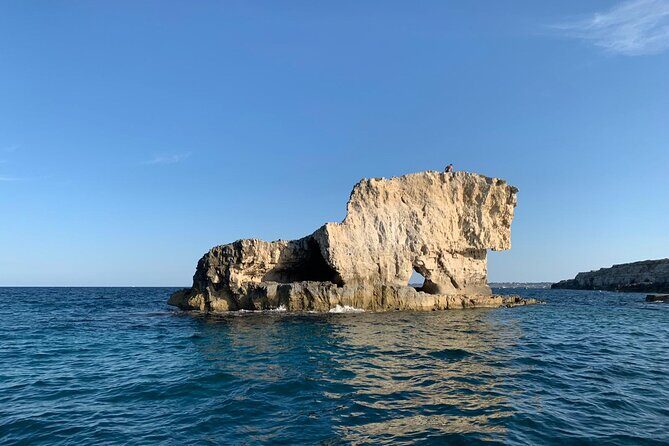 Boat excursion on the island of Ortigia with Snorkeling to the sea caves - A Detailed Look at the Ortigia Boat Tour Experience