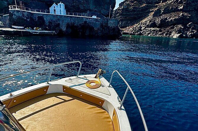 Boat Rental in Santorini - What to Expect on Your Day