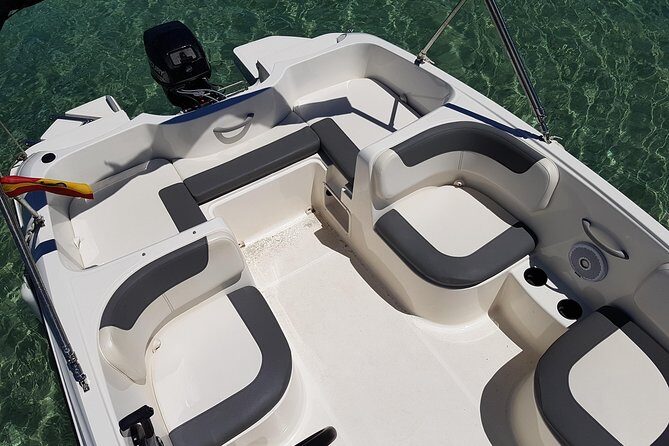 Boat rental without license - B540 'Gaia' (5p) - Can Pastilla - Who Is This Experience Best Suited For?