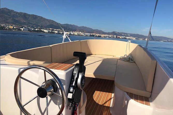 Boat Rental without License Puerto Banus - The Itinerary and What You Can Expect
