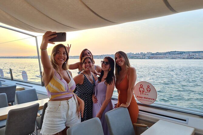 Boat ride in Tagus river - Who Should Book This?