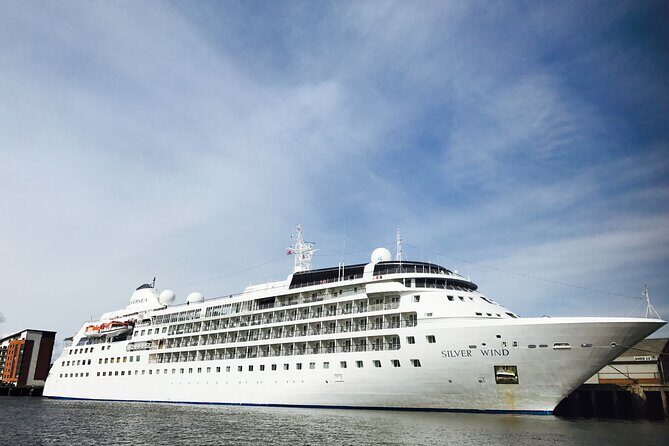 Boat Seafari Adventure - Key Points